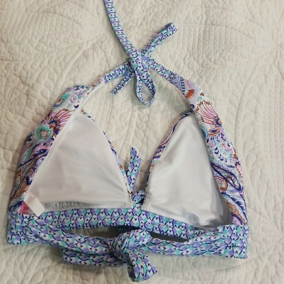 Bikini - Picture 5 of 5